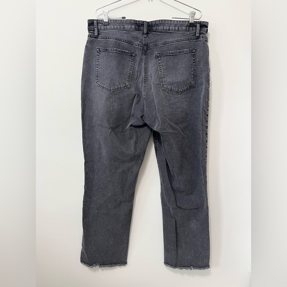 LOFT The Curvy Straight Crop Distressed Washed Black Raw Hem Jeans Size 14 - Picture 3 of 11